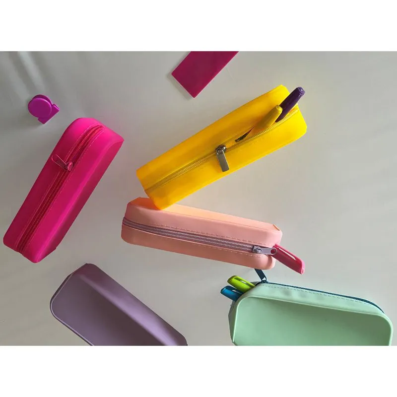 Ngaba i-Innovative Silicone Pencil Bag Ibethe iMarike, iNguquko yeSikolo kunye neeMbonelelo zeOfisi?